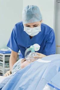 woman anesthesiologist